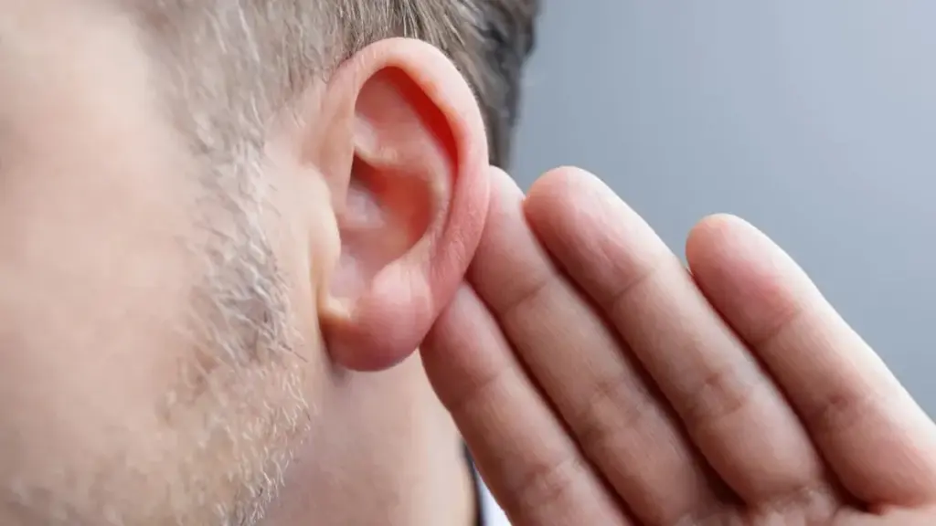 7 señales de pérdida auditiva que a menudo pasan desapercibidas