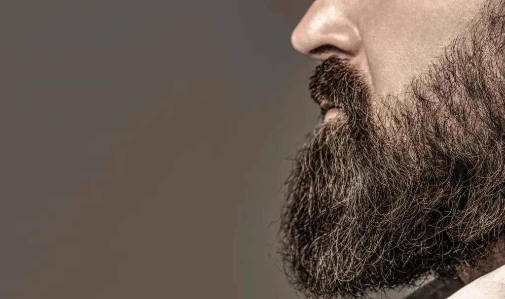 Barba: el arma secreta que define tu masculinidad (y cómo usarla a tu favor)