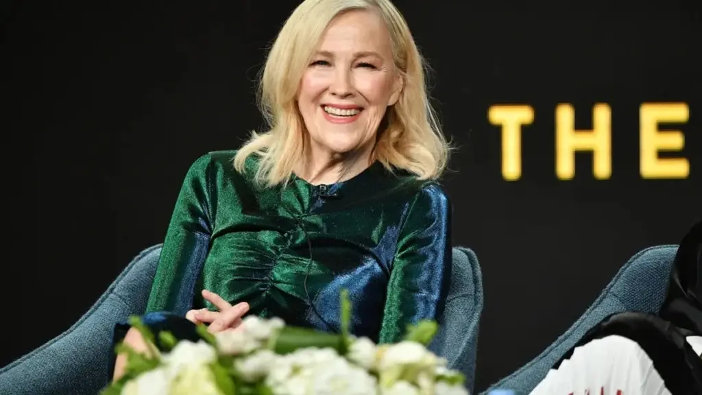 Catherine O'Hara y su espejo interno: cómo es vivir con situs inversus