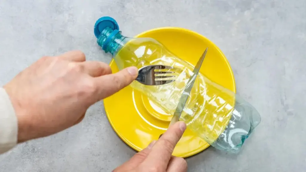 8 Alimentos Comunes Llenos de Microplásticos (Y Cómo Evitarlos)