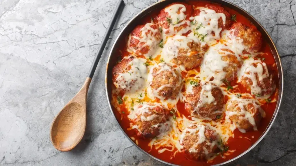 Almóndigas al horno en 15 minutos: la receta exprés para salvar tu almuerzo