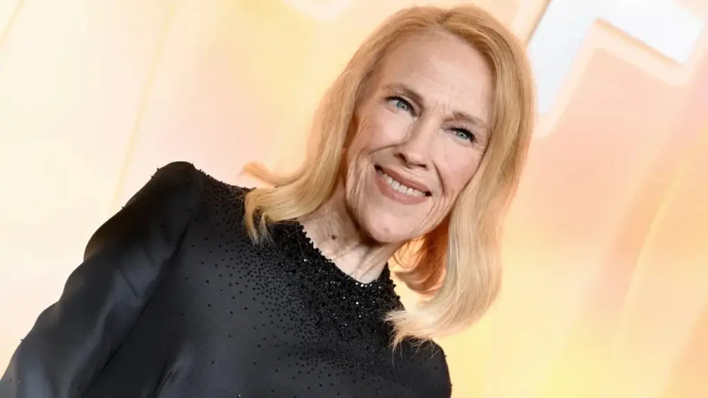 Catherine O’Hara: Los silenciosos síntomas del cáncer de recto que podrían ser mortales
