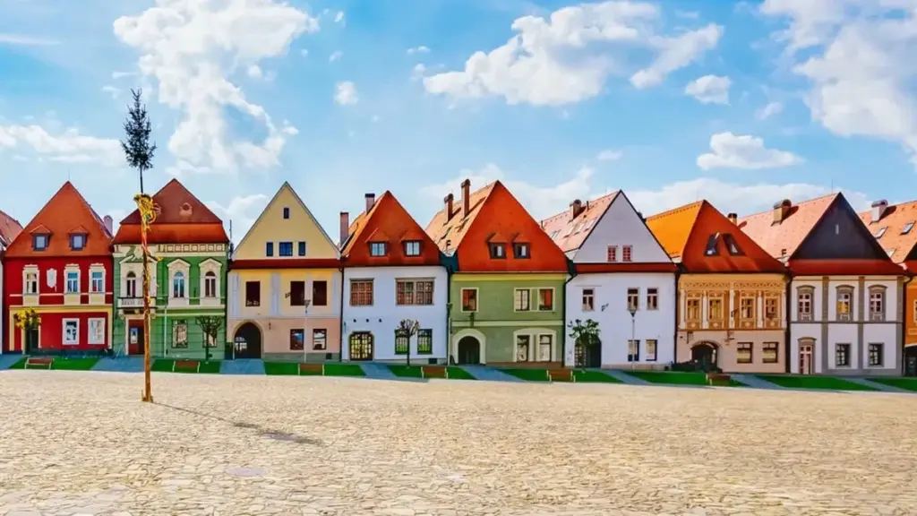 Europa secreta: 4 joyas poco exploradas que desbancan a las capitales