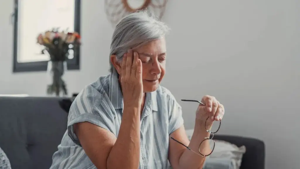 La angiopatía amiloide cerebral: el factor oculto que cuadruplica tu riesgo de demencia