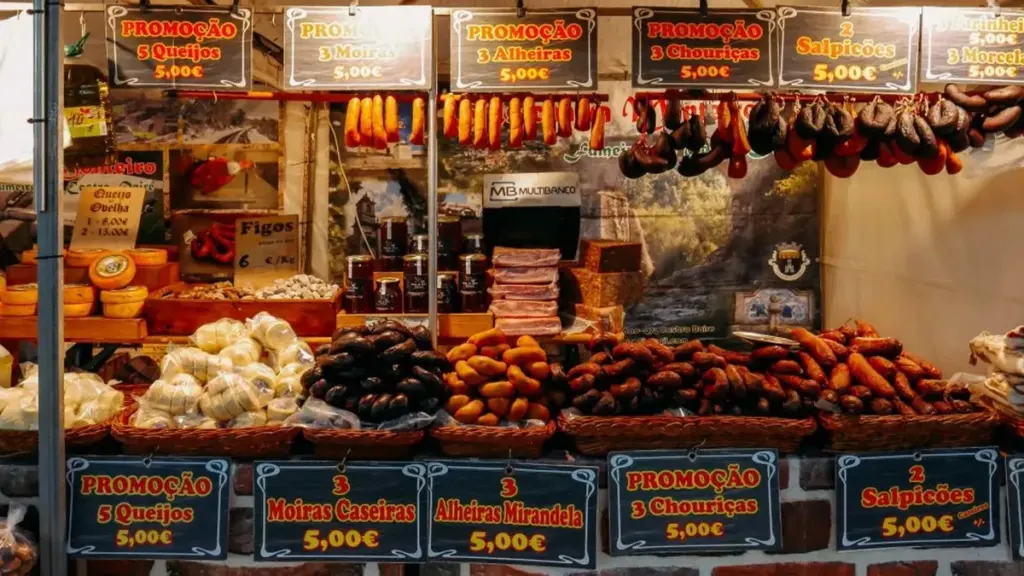 Sabores de la Beira: Descubre la feria rural en Coimbra con más de 150 expositores y secretos del queso Serra da Estrela
