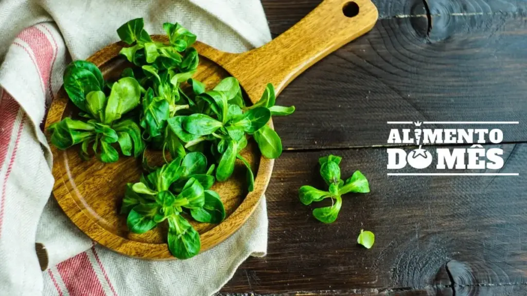 Canónigos: La Alternativa a la Lechuga Llena de Nutrientes y Bajas Calorías