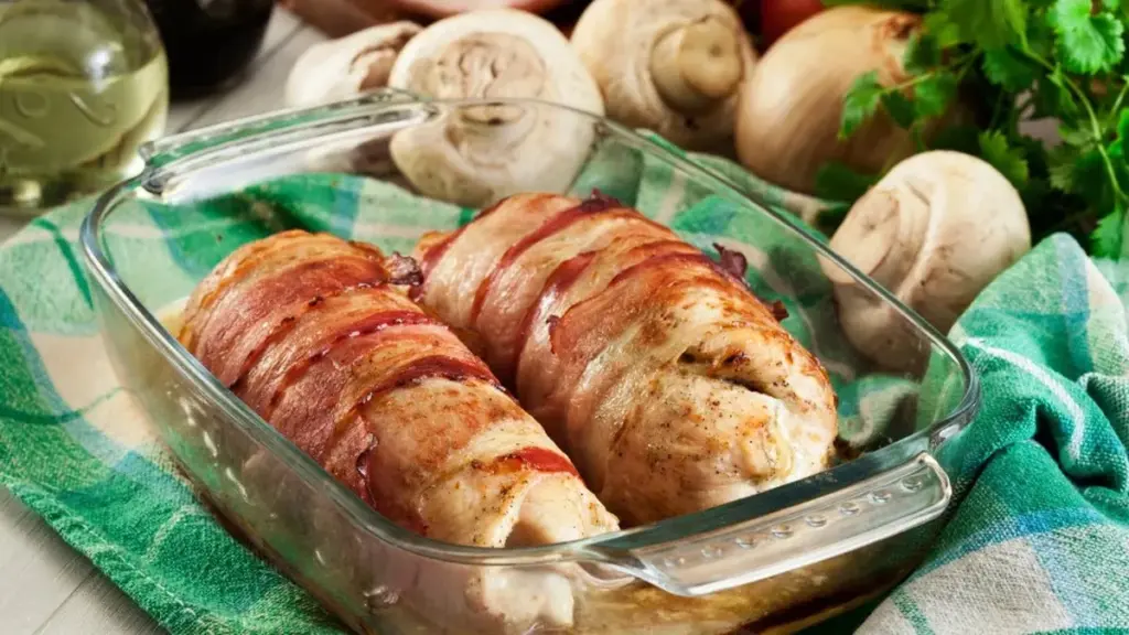 El rollo de pollo y bacon que triunfa en 20 minutos: delicioso, saludable y económico