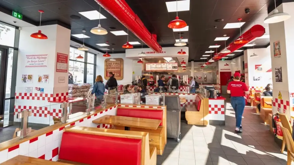 Five Guys llega a Portugal: 10 secretos desvelados antes de su gran debut
