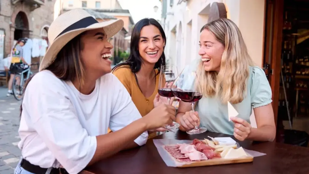 Las claves de la gastronomía europea: las 10 ciudades que debes conocer si amas comer bien