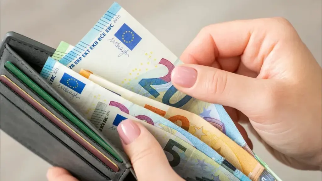 ¡Prepárate! Estos 3 signos recibirán una lluvia de dinero antes del fin de semana