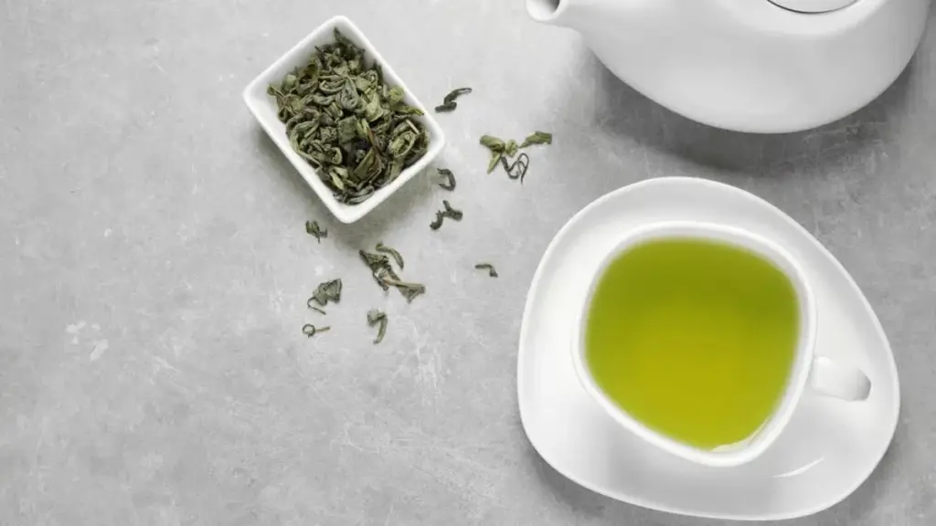 Qué le pasa a tu cuerpo si bebes té verde todos los días